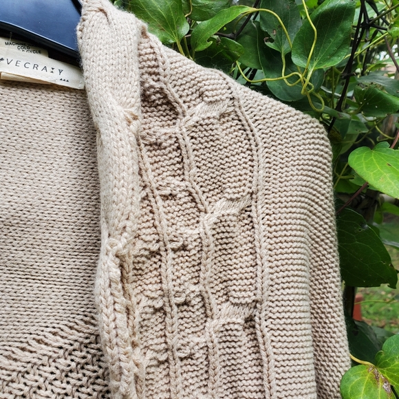 LOVE CRAZY Cable Knit Duster Cardigan Waterfall Style Open  Front Size Lg. EUC - Picture 13 of 14